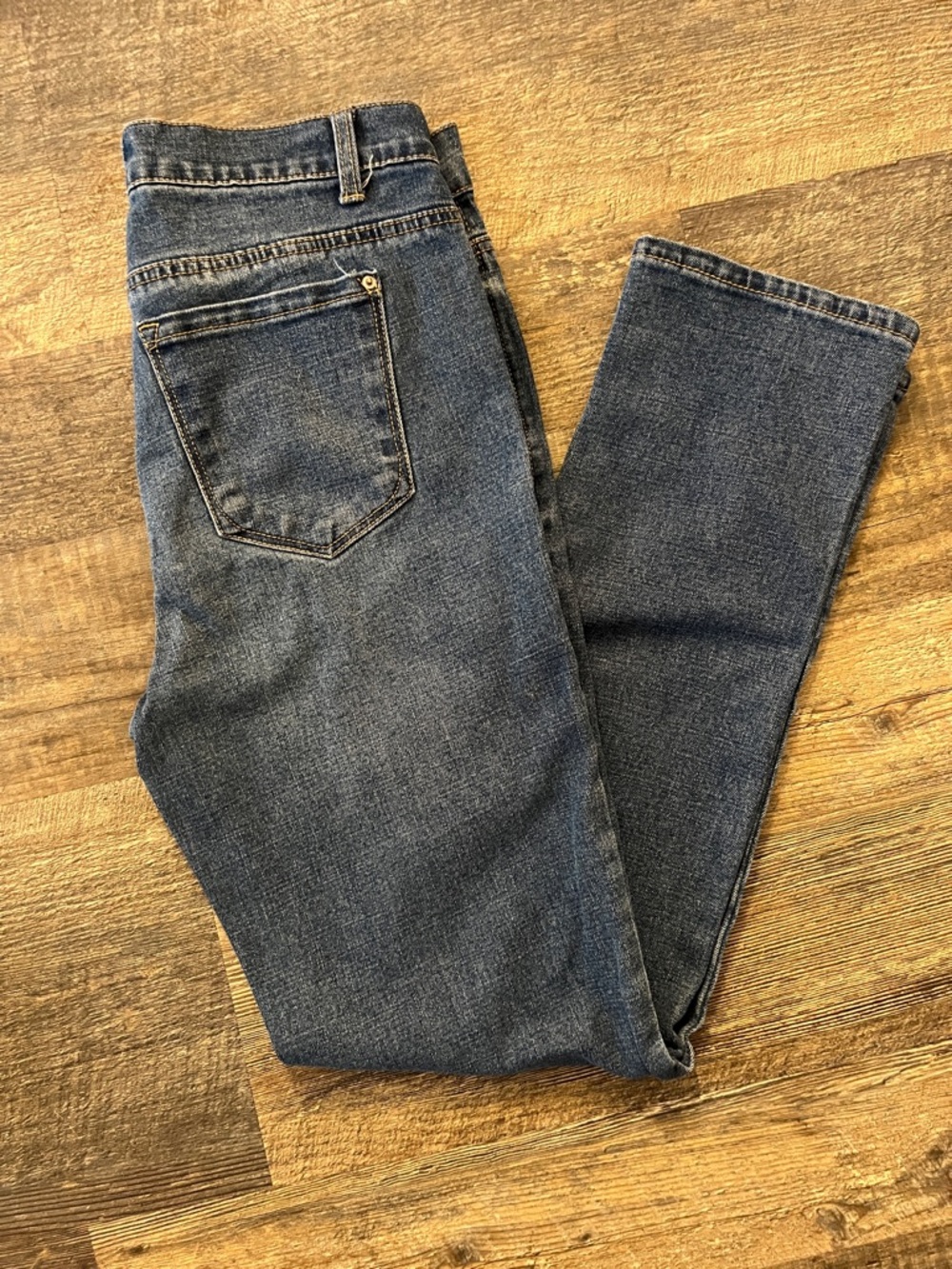 Classic Skinny Jeans in Dark Blue - Women